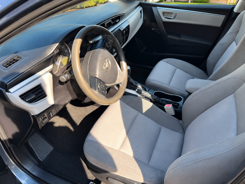 Gray 2014 Toyota Corolla LE