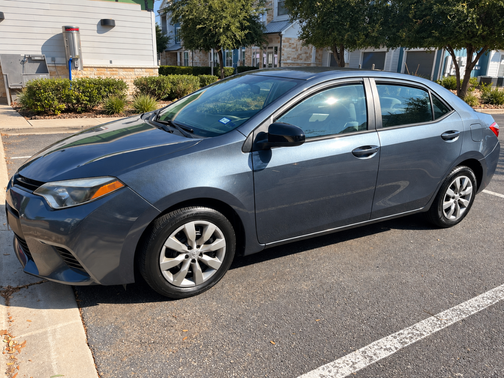 Gray 2014 Toyota Corolla LE