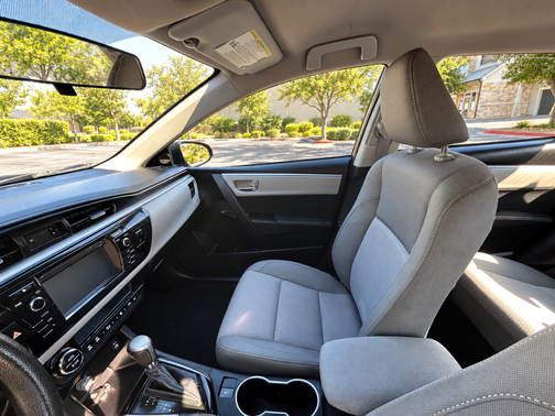 Gray 2014 Toyota Corolla LE