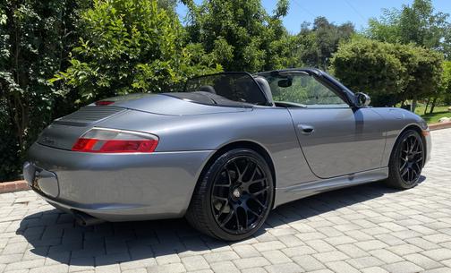 2002 Porsche 911 Carrera Cabriolet