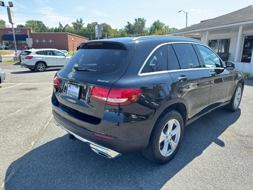 2017 Mercedes-Benz GLC 300 4MATIC