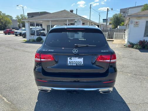 2017 Mercedes-Benz GLC 300 4MATIC