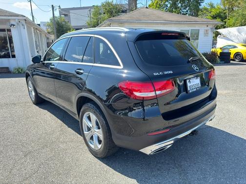 2017 Mercedes-Benz GLC 300 4MATIC