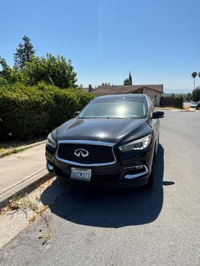 Black 2017 INFINITI QX60 Base