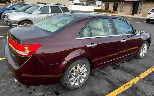 2012 Lincoln MKZ Base