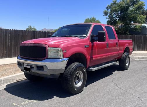 Red 2001 Ford F-250 XL Crew Cab Super Duty