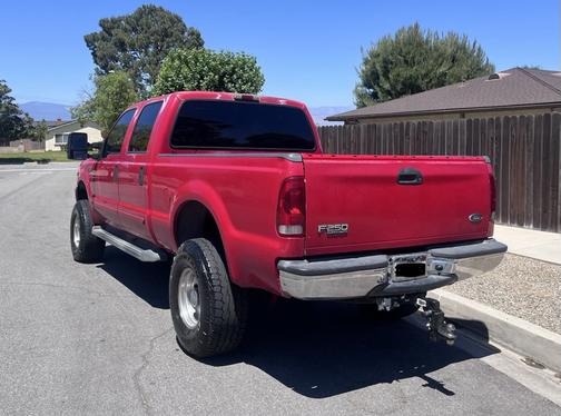 Red 2001 Ford F-250 XL Crew Cab Super Duty