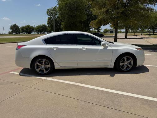 White 2011 Acura TL Technology