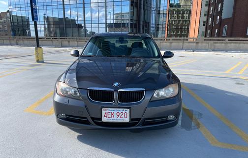 Gray 2008 BMW 328 xi
