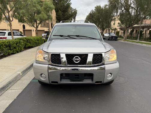 2005 Nissan Armada SE