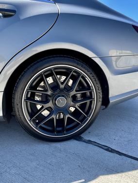 2012 Mercedes-Benz CLS-Class CLS 63 AMG