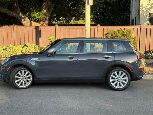 Gray 2017 MINI Clubman Cooper S