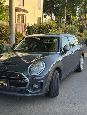 Gray 2017 MINI Clubman Cooper S