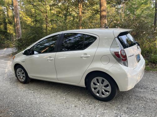 2014 Toyota Prius c Two
