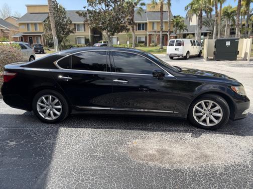 2007 Lexus LS 460 Base