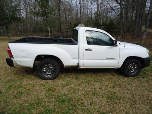 2008 Toyota Tacoma Base