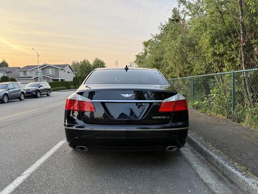 2011 Hyundai Genesis 4.6