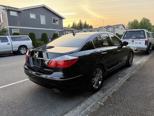 2011 Hyundai Genesis 4.6