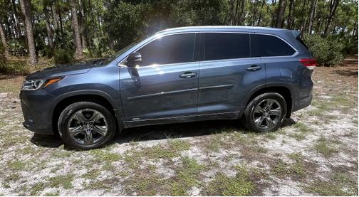 2019 Toyota Highlander Hybrid Limited Platinum