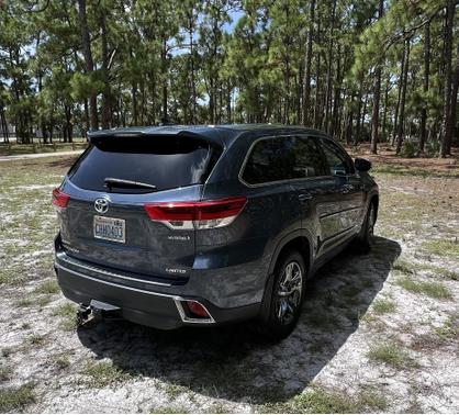 2019 Toyota Highlander Hybrid Limited Platinum
