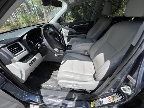 2019 Toyota Highlander Hybrid Limited Platinum
