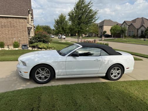 2014 Ford Mustang V6