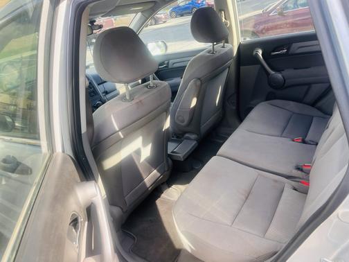 Silver 2009 Honda CR-V LX