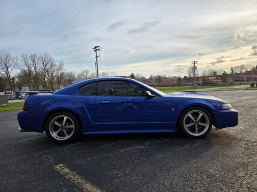 2003 Ford Mustang Mach I