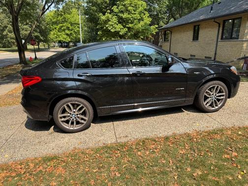 Black 2017 BMW X4 xDrive 28i