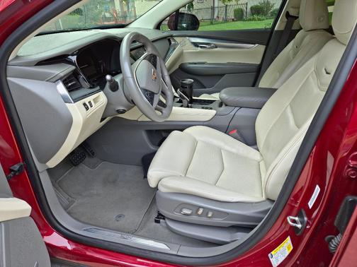 2017 Cadillac XT5 Premium Luxury