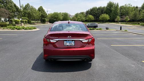 Red 2014 Hyundai SONATA SE