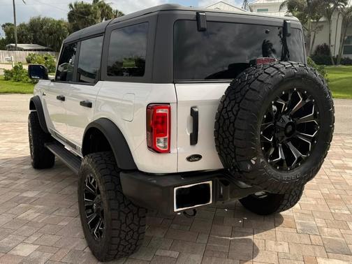 White 2024 Ford Bronco Big Bend