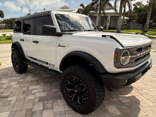 White 2024 Ford Bronco Big Bend