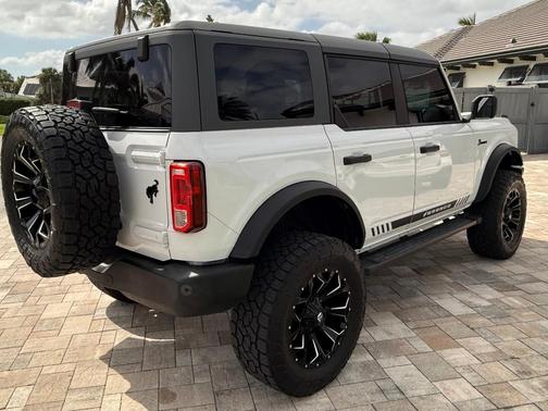 White 2024 Ford Bronco Big Bend