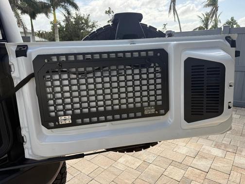 White 2024 Ford Bronco Big Bend