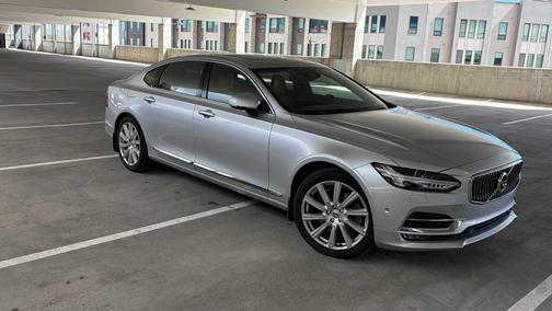 Silver 2018 Volvo S90 T6 Inscription