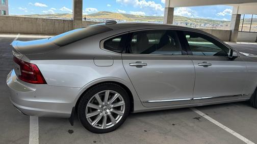 Silver 2018 Volvo S90 T6 Inscription