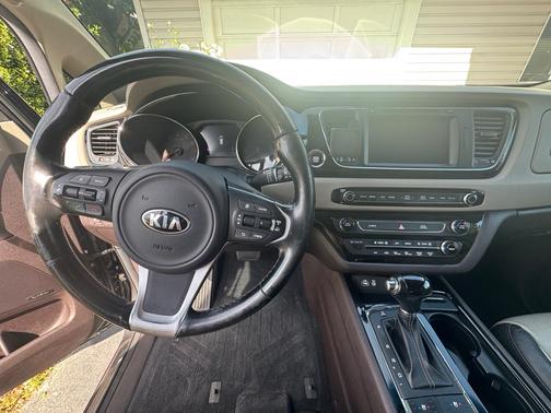 Gray 2016 Kia Sedona SX-L