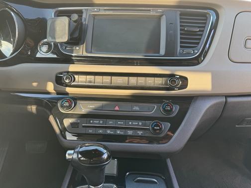 Gray 2016 Kia Sedona SX-L