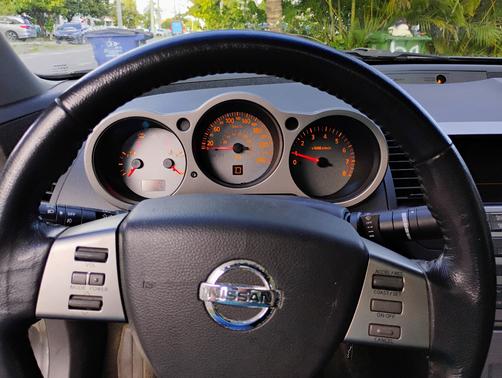 2005 Nissan Maxima SL