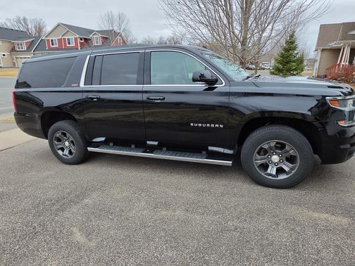 Black 2016 Chevrolet Suburban LT