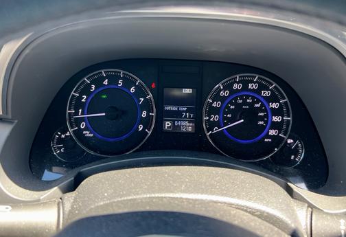 2016 INFINITI QX70 Base