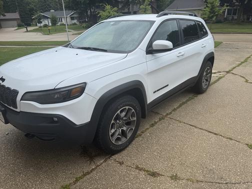 2020 Jeep Cherokee Latitude