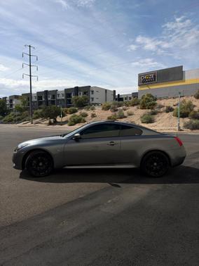 Gray 2015 INFINITI Q60 Journey