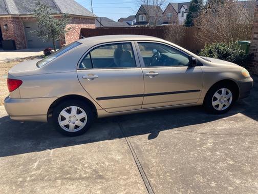 2004 Toyota Corolla CE