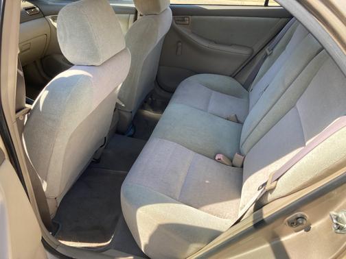 2004 Toyota Corolla CE