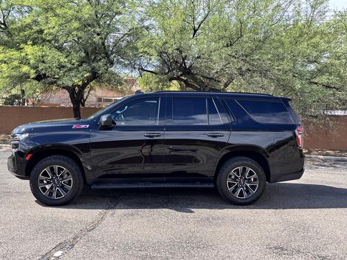 Black 2021 Chevrolet Tahoe Z71