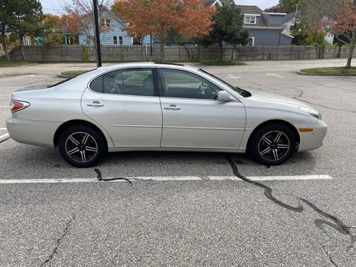 Silver 2003 Lexus ES 300 Base