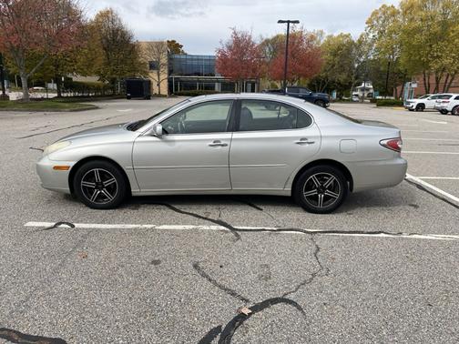 Silver 2003 Lexus ES 300 Base