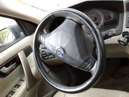 Blue 2006 Volvo S60 2.5T